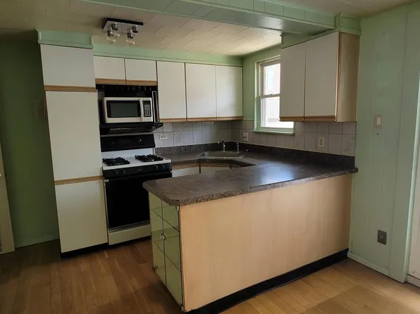 2061 Simon St, Philadelphia, PA 19124