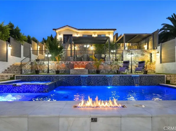 8812 Yates St, Sunland, CA 91040