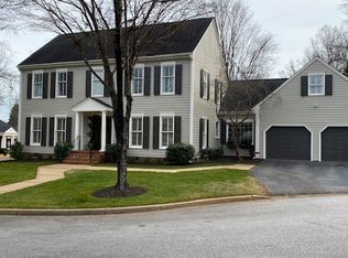 5 Thornbury Ct, Greenville, SC 29607