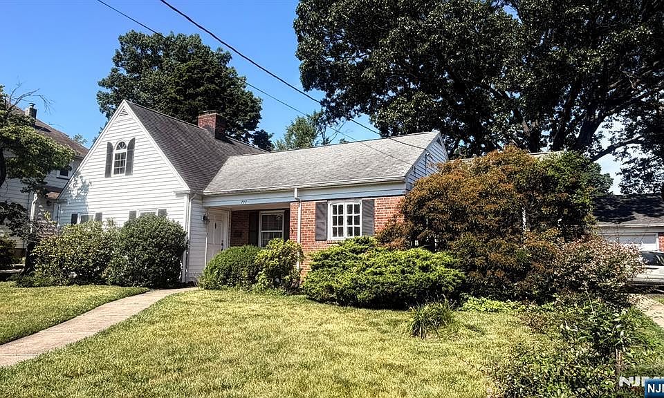 1st image of 777 Maywood Ave