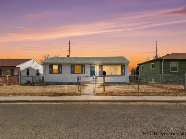 305 Kay Ave, Cheyenne, WY 82007