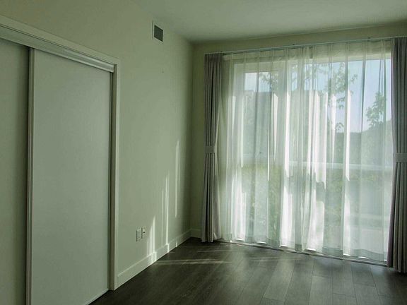 2nd image of 150 Sabina Dr #208
