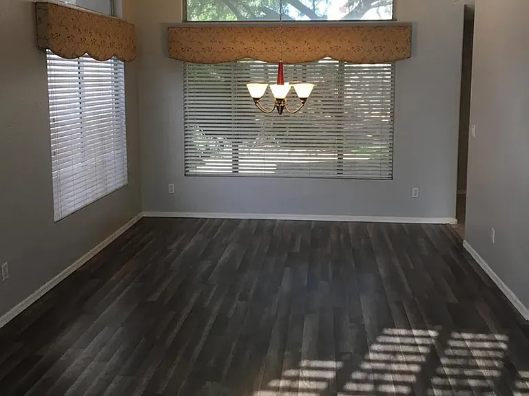 1312 W Libby St — Photo 15