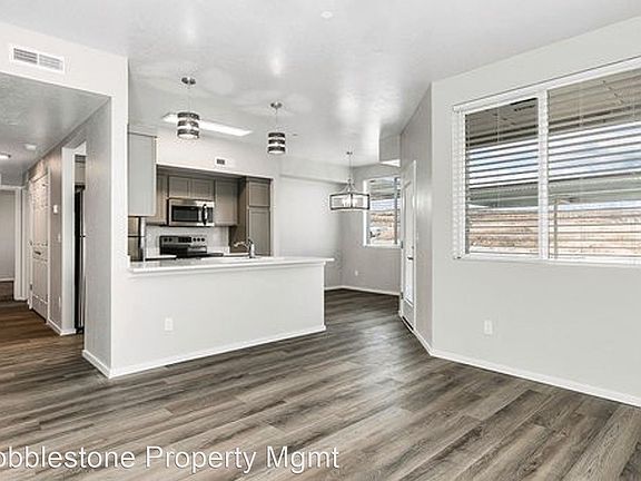 5th image of 1695 S Grand Fork Way #9365542