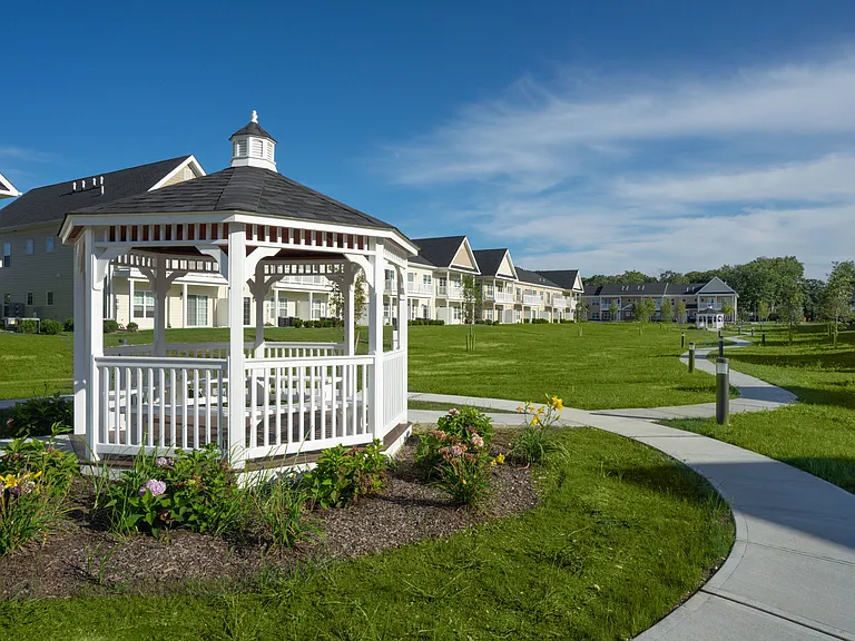 Vistas of Port Jefferson - 55+ Active Adult Living — Photo 9
