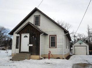 202 2nd St NE, Dodge Center, MN 55927