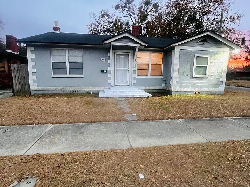 1st image of 1464 W 15th St