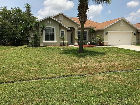 2nd image of 2386 SW Abalon Cir