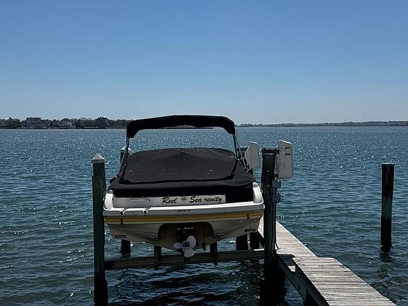 3rd image of 421 Bayshore Dr Unit 202