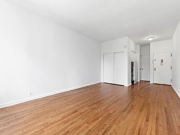 4th image of 1707 2nd Ave APT 8