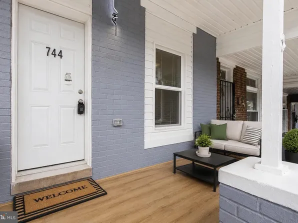 744 Bartlett Ave, Baltimore, MD 21218