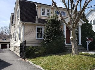 48 Orchard St, Cos Cob, CT 06807