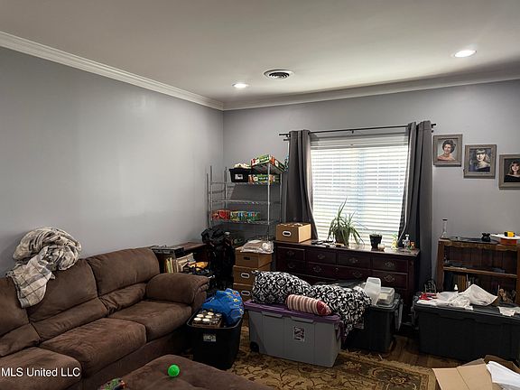 3rd image of 2311 Shady Wood Dr