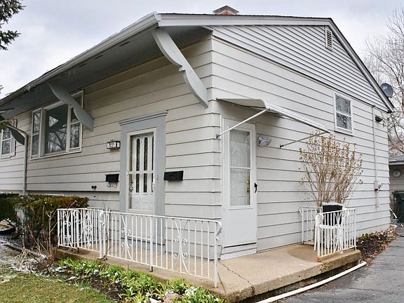 5th image of 7039 Lowell Dr