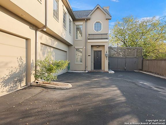 4th image of 122 Harrigan Ct #122