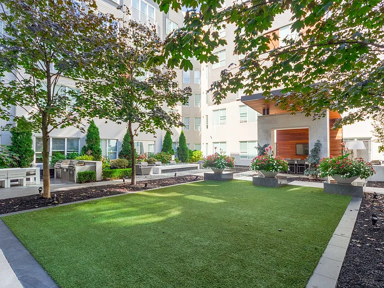 Outdoor Space with Grilling