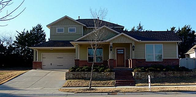 1st image of 1014 Ivy Ln