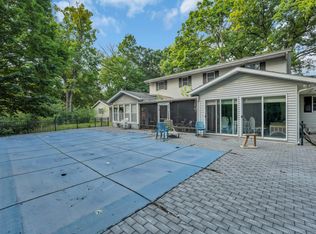 1405 North English Settlement AVENUE, Burlington, WI 53105