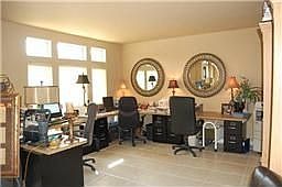 4th image of 305 Pinnacle Cove Ct