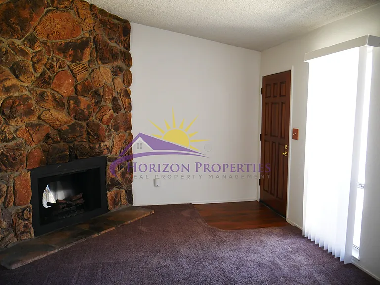 8960 Laguna Vista Ct — Photo 3