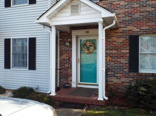 966 Maiden St, Abingdon, VA 24210