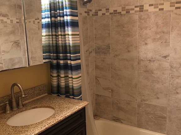 4th image of 530 Chase Dr APT 7