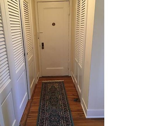 3rd image of 11 Beechtree Ln APT 1A
