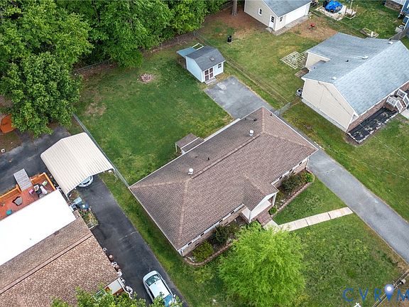 2nd image of 21137 Warren Ave