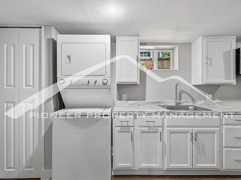 44 Julian St — Photo 19