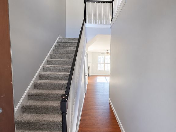 3rd image of 1805 Orange Grove Pl