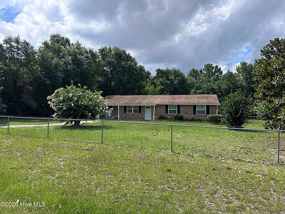 2nd image of 1046 Horseshoe Road