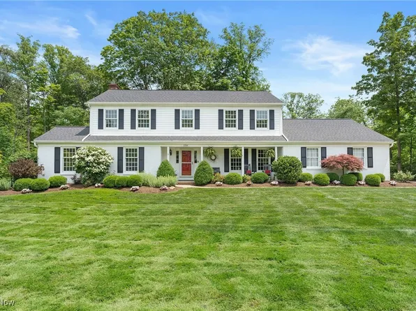 2314 Victoria Pkwy, Hudson, OH 44236