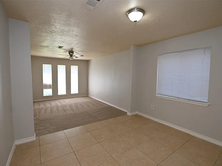 4615 Fitzwater Dr — Photo 7