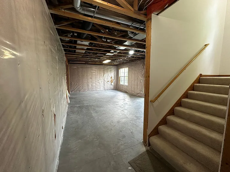 5793 Mount Curve Blvd — Photo 7