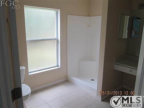 5th image of 503 NE 7th Ave