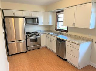 6025 Cedar Lake Rd S, Minneapolis, MN 55416