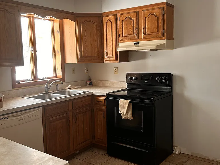 114 Woodview Ln — Photo 23
