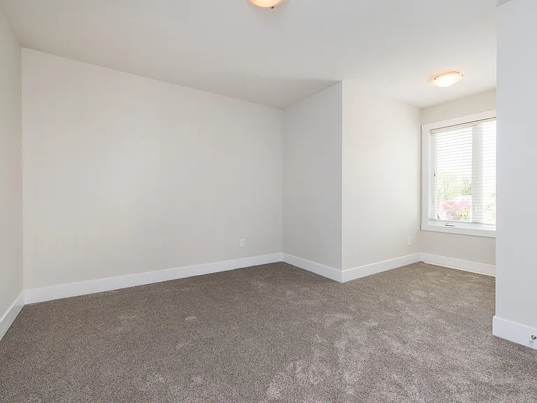 8491 Piper Cres #6 — Photo 15