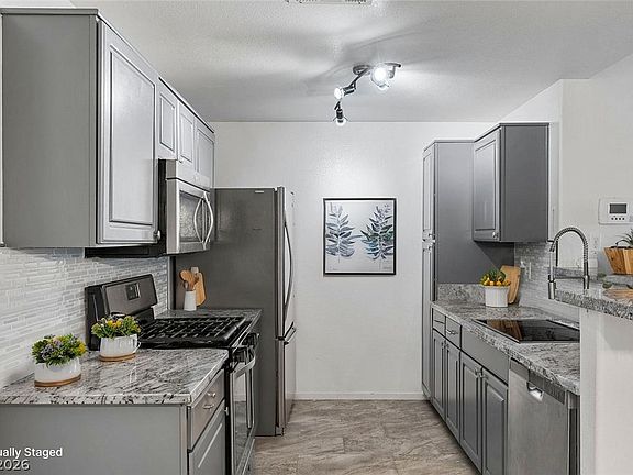 4th image of 8250 N Grand Canyon Dr Unit 1127