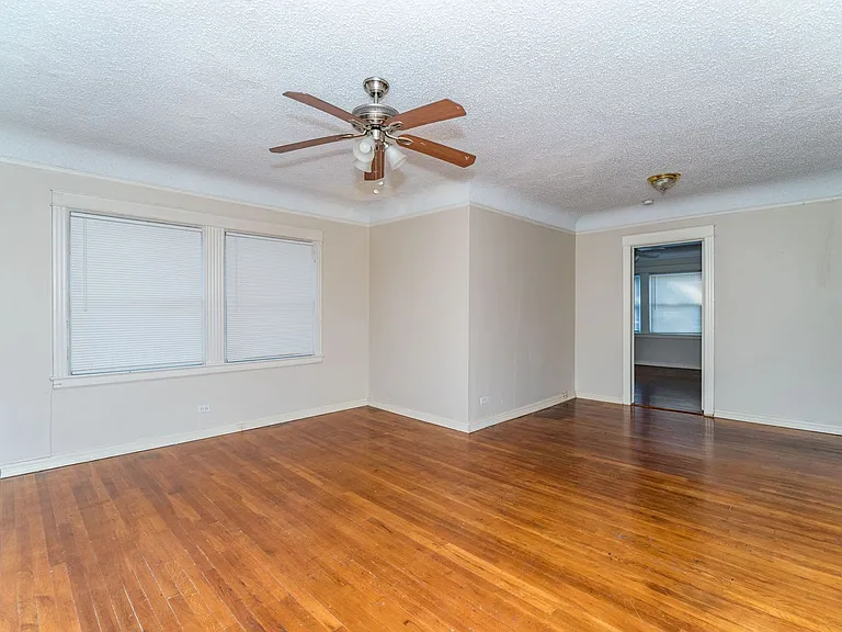 706 W French Pl #3 — Photo 4