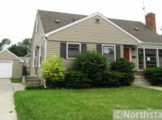 1034 California Ave W, Saint Paul, MN 55117