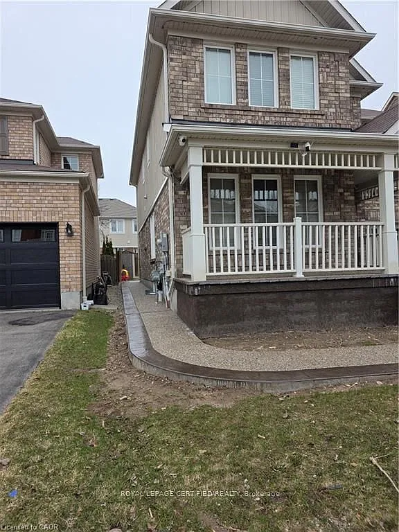 Building Photo - 24 Chase Cres #BASEMENT