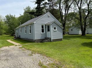 1782 Maple Rd, Kimball, MI 48074