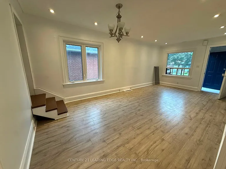 631 Christie Ave — Photo 5