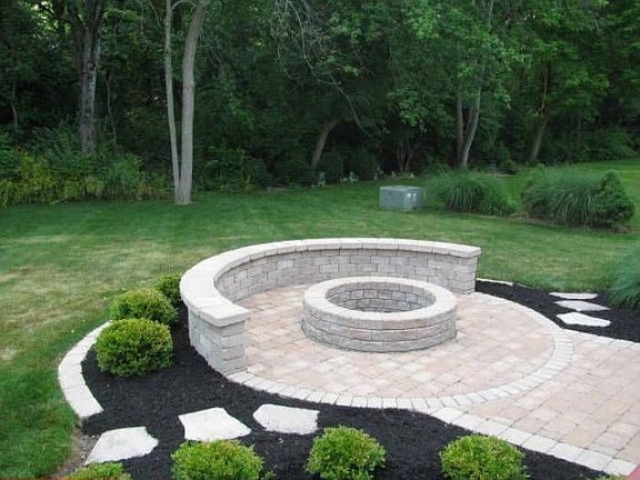 Fire Pit & Patio