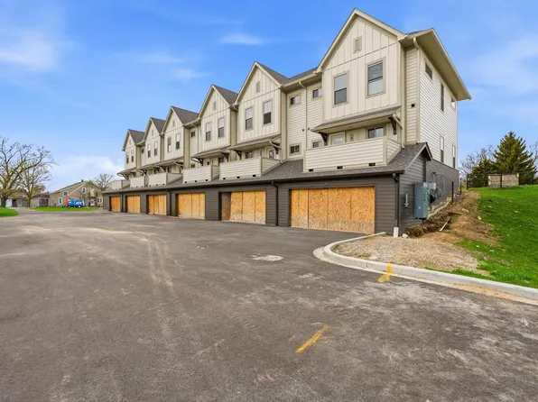 2125 East Howard AVENUE, Saint Francis, WI 53235