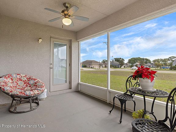 5th image of 6902 Wirevine Dr
