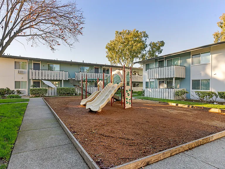 Sage at Cupertino — Photo 23