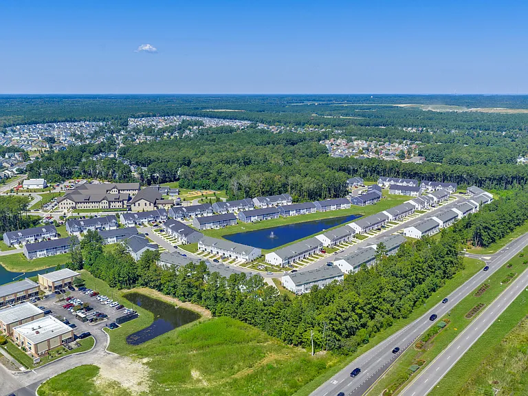 HARMON Foxbank by Crescent Communities — Photo 41