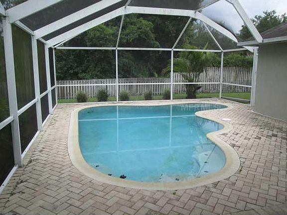 2nd image of 10501 Chambers Dr